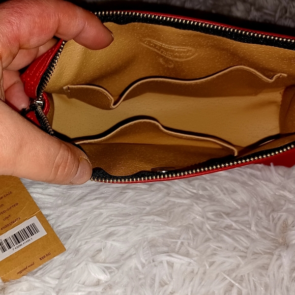 Cole Haan cosmetic bad NWT! - Picture 2 of 2